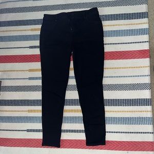 D. Jeans Skinny Jeans